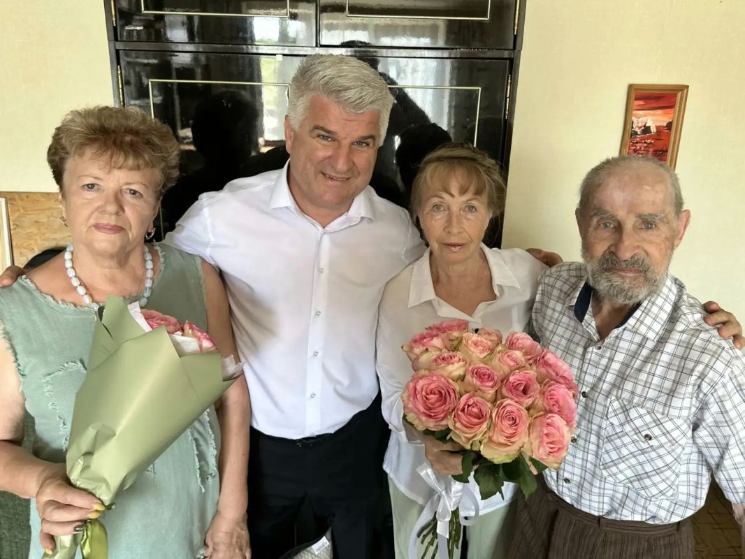 #поздравляемветеранов. Сегодня 100летний юбилей отмечает участник Великой Отечественной войны Быков Иван Ильич Родился 3 июля 1926 года в селе Мурзинка, Свердловская область #поздравляемветеранов. Сегодня 100летний юбилей отмечает участник Великой Отечественной войны Быков Иван Ильич Родился 3 июля 1926 года в селе Мурзинка, Свердловская область