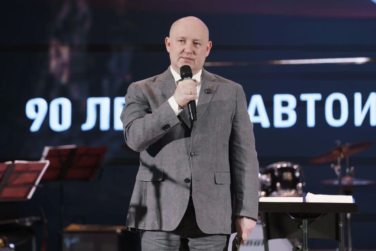 Сегодня в Культурном центре УМВД состоялось награждение сотрудников Управления Госавтоинспекции и праздничный концерт