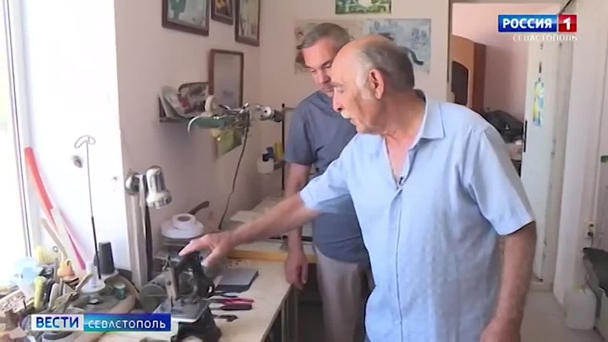 В ЗАГСе Ленинского района сегодня чествовали семью Рафаиловых