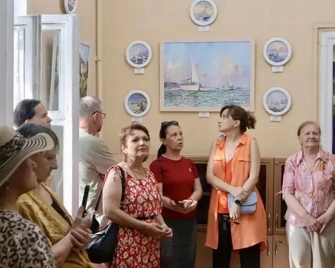 В библиотеке им. Л.Н. Толстого открылась выставка «Очарованные морем» В библиотеке им. Л.Н. Толстого открылась выставка «Очарованные морем»