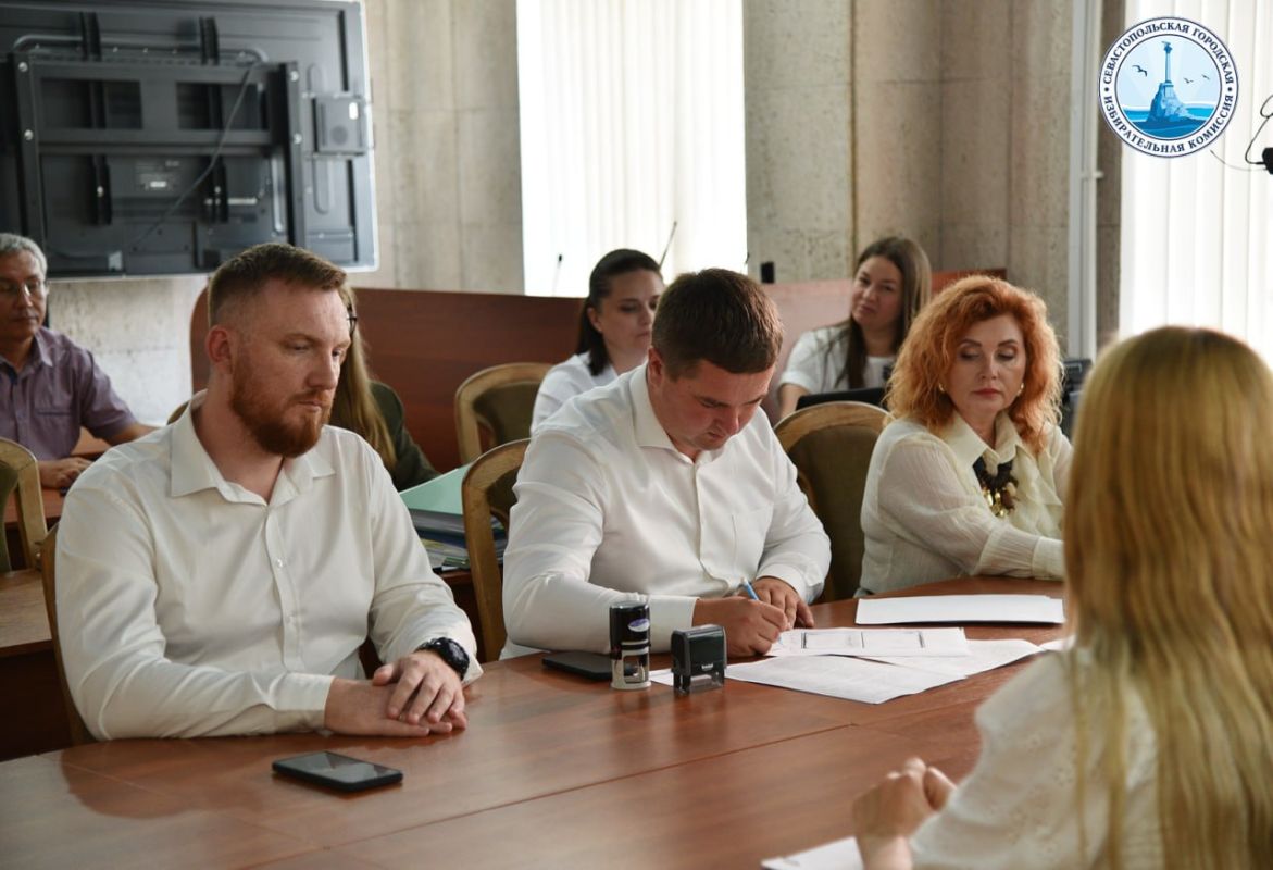 Севастопольская городская избирательная комиссия приняла документы от Лобач Татьяны Георгиевны Севастопольская городская избирательная комиссия приняла документы от Лобач Татьяны Георгиевны