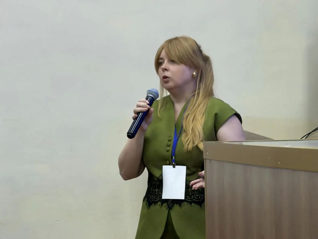 В учреждениях культуры Севастополя продолжаются просветительские лекции Российского общества «Знание» В учреждениях культуры Севастополя продолжаются просветительские лекции Российского общества «Знание»