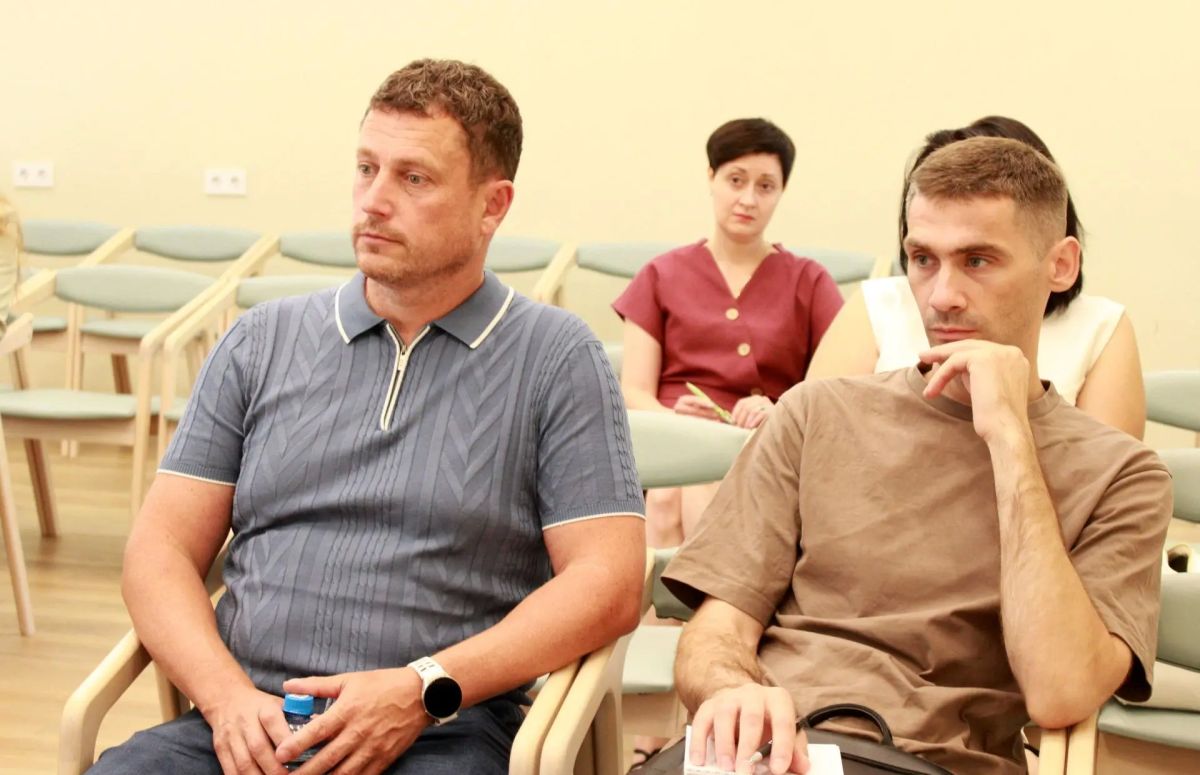 Илья Пестерников: По инициативе президента Союза строителей Севастополя Александра Рудольфовича Лившица провели совещание с представителями строительной отрасли региона Илья Пестерников: По инициативе президента Союза строителей Севастополя Александра Рудольфовича Лившица провели совещание с представителями строительной отрасли региона
