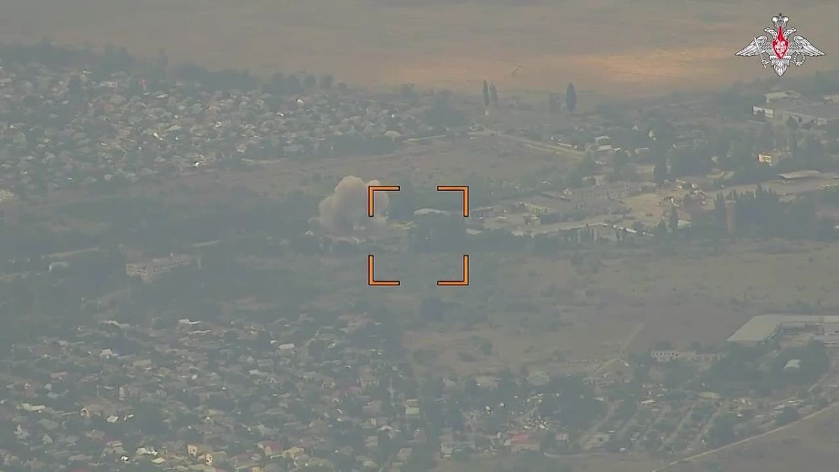 Экипажи Су-34 разнесли позиции противника в Херсонской и Харьковской областях