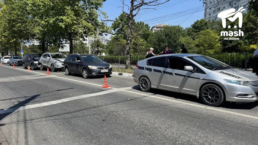 Ребенок пострадал в массовой аварии на генерала Острякова в Севастополе Ребенок пострадал в массовой аварии на генерала Острякова в Севастополе