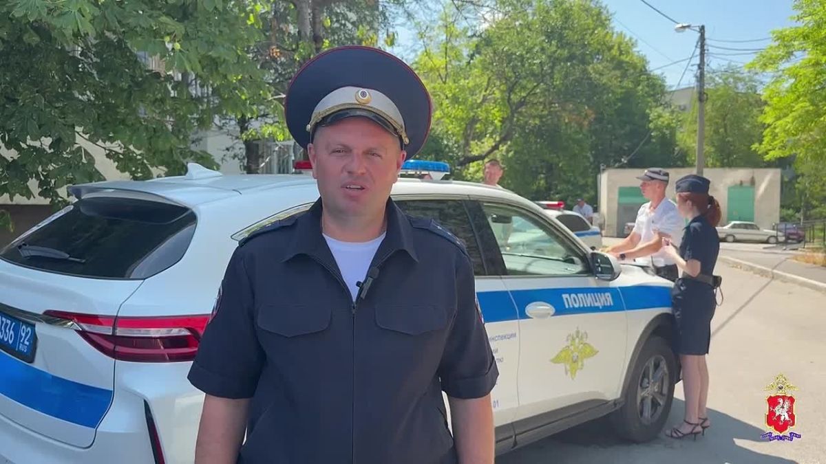 В Севастополе пьяная автоледи перевозила наркотики и пыталась откупиться от сотрудников ГАИ за 200 тысяч рублей