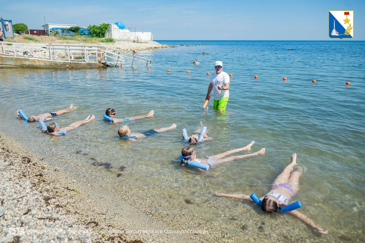 В Севастополе стартовала акция «Научись плавать» В Севастополе стартовала акция «Научись плавать»