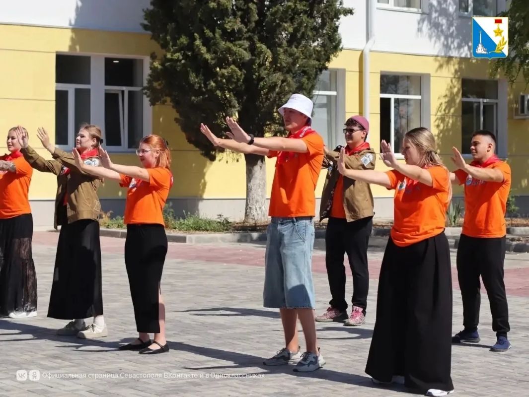 В школах Севастополя стартовала летняя программа «Планета детства» В школах Севастополя стартовала летняя программа «Планета детства»
