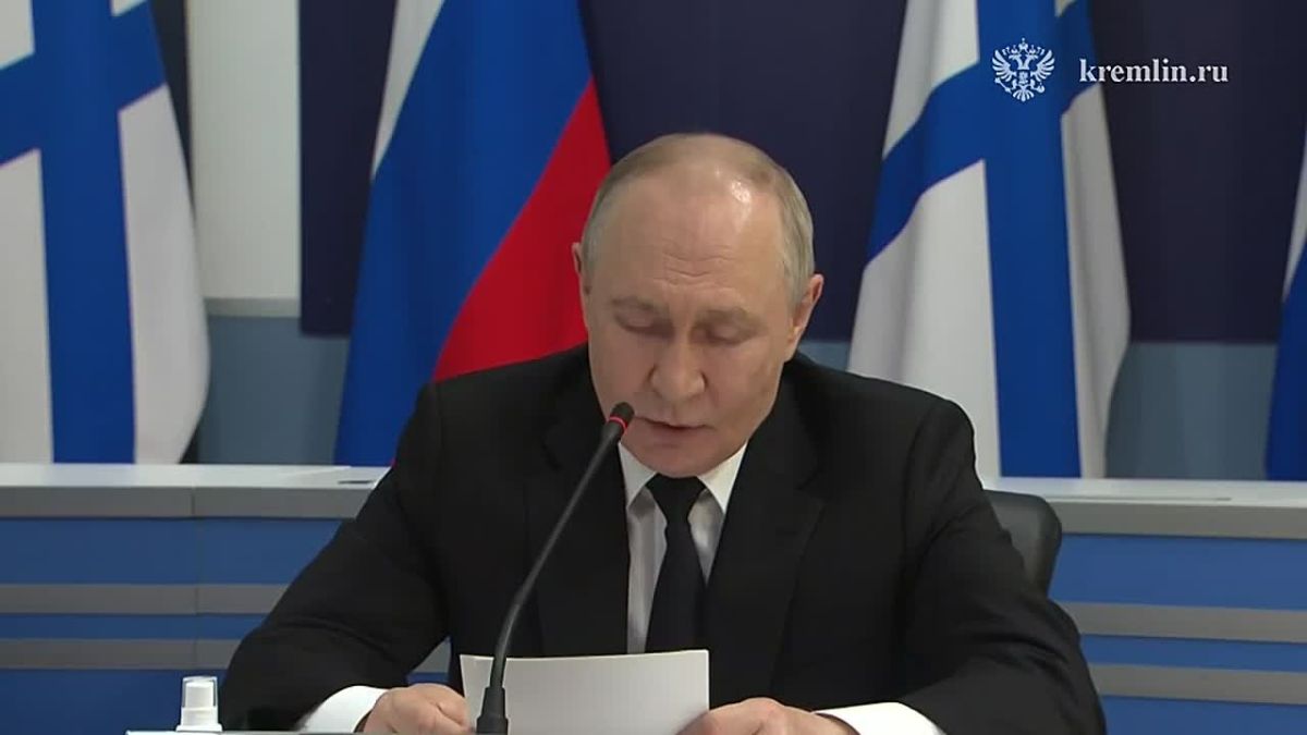ВМФ играет важнейшую роль в решении задач СВО, а также остается ключевым элементом обеспечения безопасности РФ — Путин