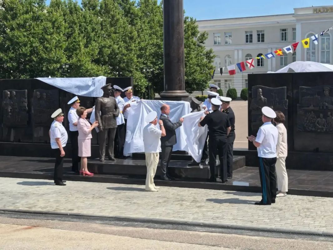 Екатерина Алтабаева: Сегодня приняла участие в торжественном открытии мемориального комплекса «Во славу Российского флота — служим России с детства!» Екатерина Алтабаева: Сегодня приняла участие в торжественном открытии мемориального комплекса «Во славу Российского флота — служим России с детства!»