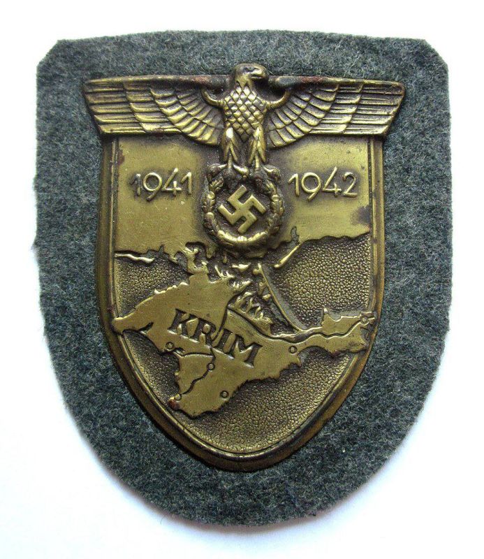 «Немцы освободили Крым в 1942 году. Мы освободим Крым в 2026 году» - пишет солдат ВСУ, продвигая новый шеврон, который очень напоминает Krimschild «Немцы освободили Крым в 1942 году. Мы освободим Крым в 2026 году» - пишет солдат ВСУ, продвигая новый шеврон, который очень напоминает Krimschild