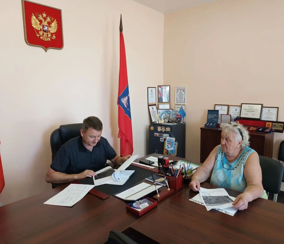 11 августа состоялся очередной прием граждан, где жители активно обращались с насущными вопросами 11 августа состоялся очередной прием граждан, где жители активно обращались с насущными вопросами