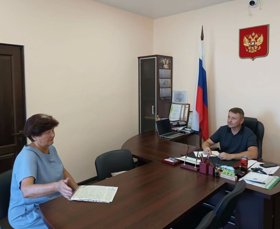 11 августа состоялся очередной прием граждан, где жители активно обращались с насущными вопросами 11 августа состоялся очередной прием граждан, где жители активно обращались с насущными вопросами