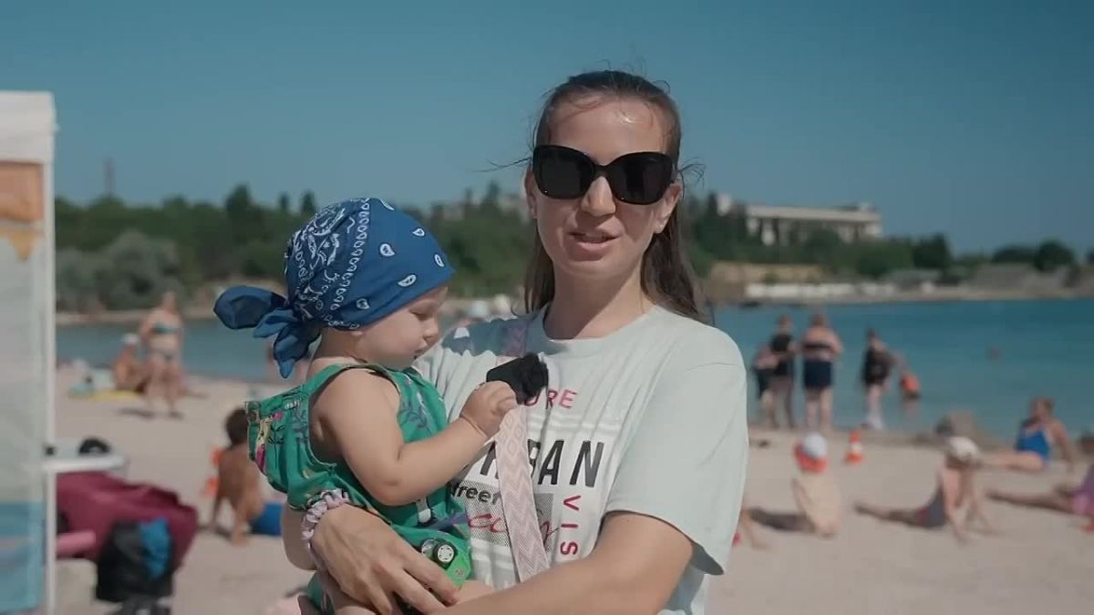 В Севастополе завершилась детская акция «Научись плавать!»