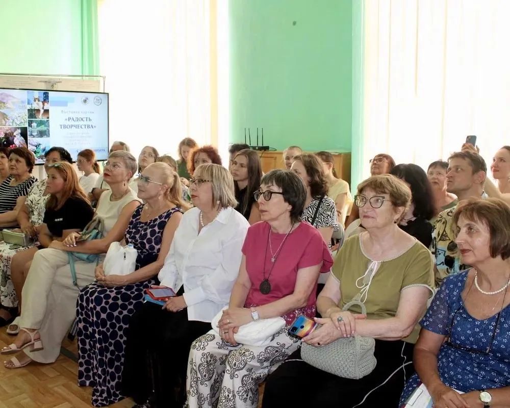 «Радость творчества» представили в детской библиотеке «Радость творчества» представили в детской библиотеке