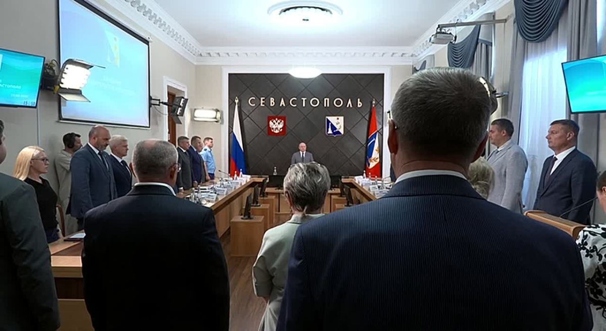 Погибших при исполнении служебного долга пиротехников МЧС и охранника представят к Ордену Мужества