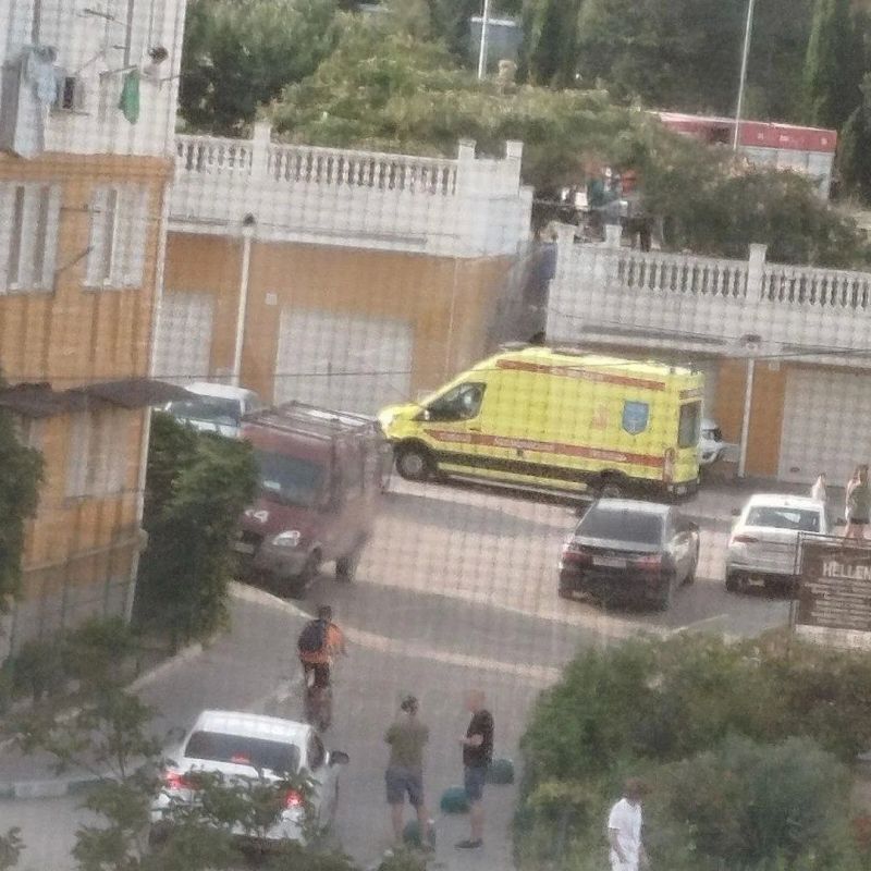 WarGonzo: Взрыв в Севастополе: мужчина погиб, женщина задержана очевидцами WarGonzo: Взрыв в Севастополе: мужчина погиб, женщина задержана очевидцами