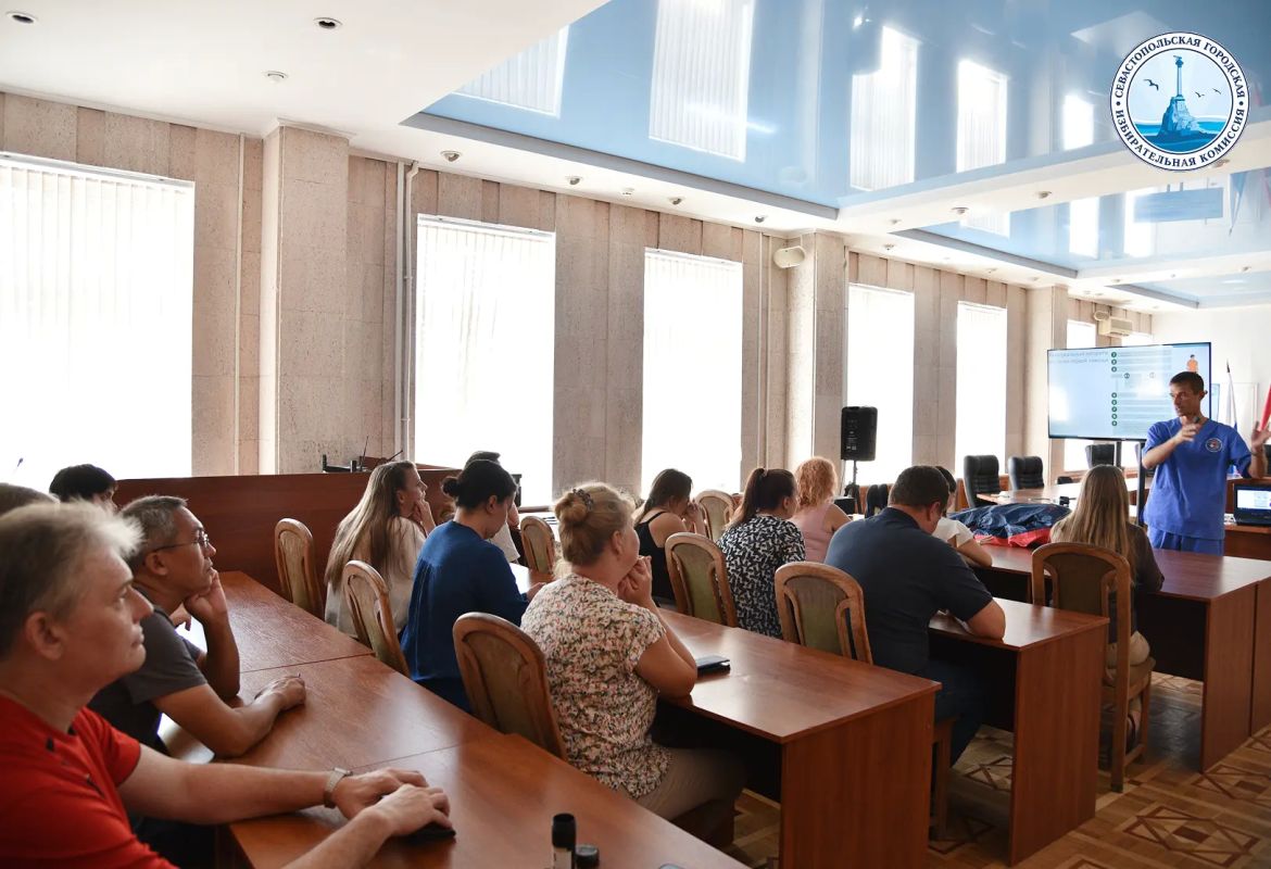 Знать, чтобы вовремя помочь: коллектив Севгоризбиркома прошёл курс по оказанию первой помощи Знать, чтобы вовремя помочь: коллектив Севгоризбиркома прошёл курс по оказанию первой помощи