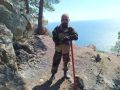 Когда в Севастополе загорелся лес у пляжа «Инжир», заведующий хирургическим отделением Горбольницы №4 Роман Сабирзянов не стал ждать — он пошёл добровольцем на тушение пожара