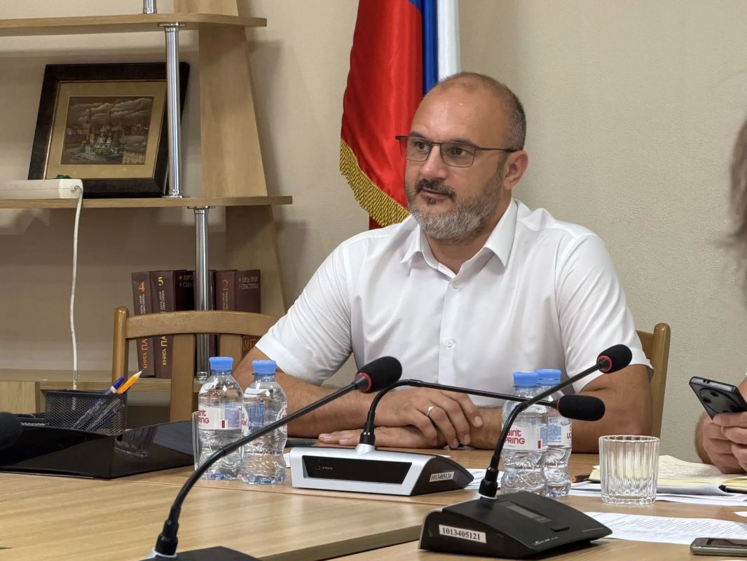 Чем ближе новый учебный год, тем больше вопросов возникает у родителей по поводу учебного и воспитательного процессов в условиях современных вызовов