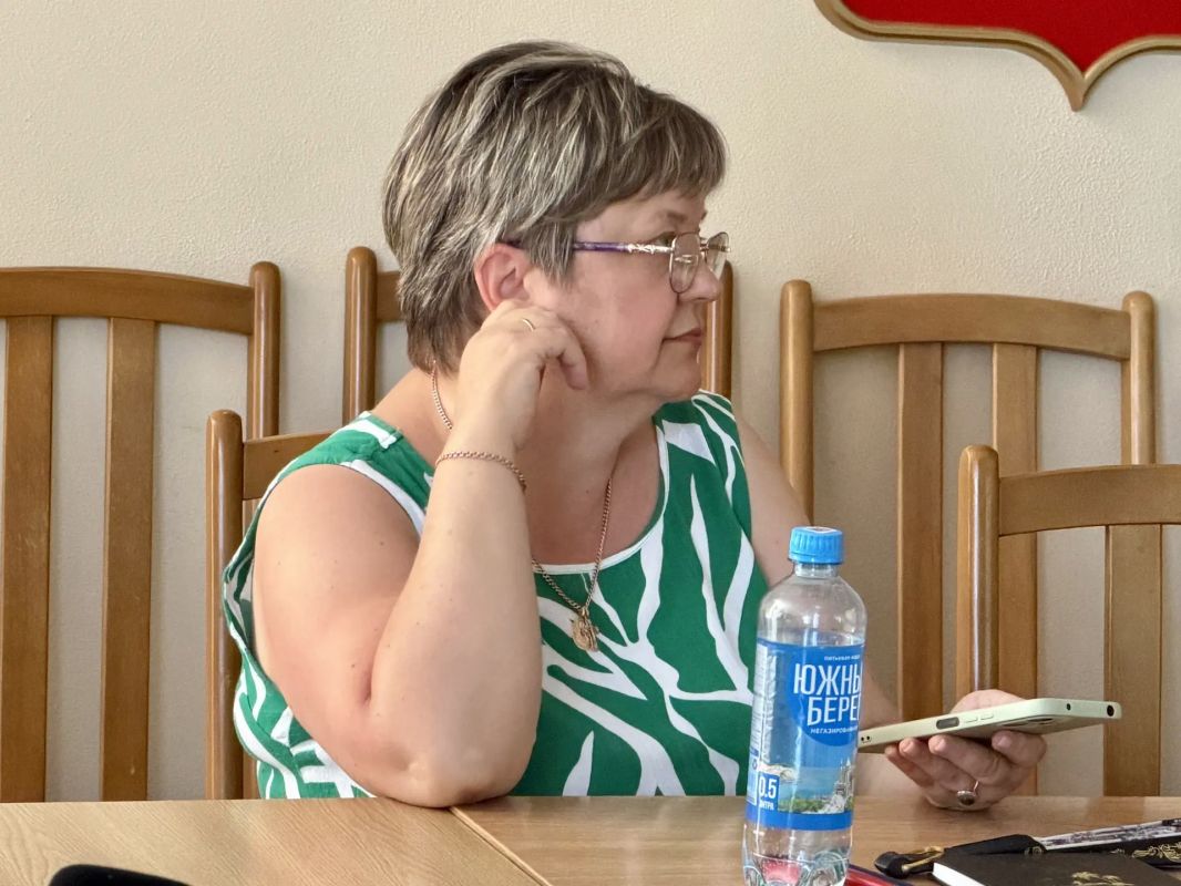 Чем ближе новый учебный год, тем больше вопросов возникает у родителей по поводу учебного и воспитательного процессов в условиях современных вызовов Чем ближе новый учебный год, тем больше вопросов возникает у родителей по поводу учебного и воспитательного процессов в условиях современных вызовов