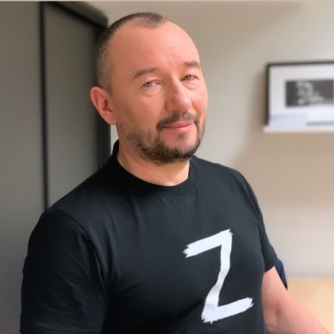 Артём Шейнин: Два человека погибли, еще пятеро пострадали при попадании обломков БПЛА на рейсовый автобус в Севастополе, сообщил Развожаев