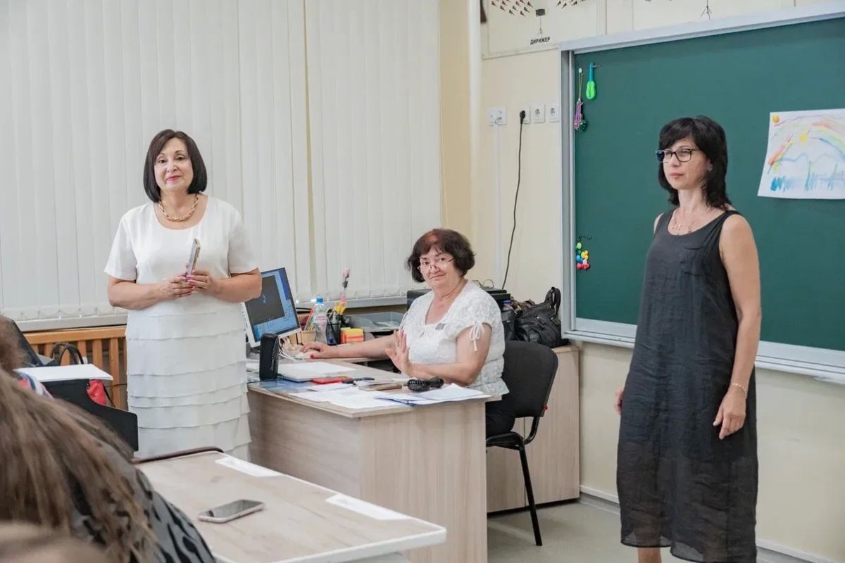В Севастополе продолжаются традиционные августовские педагогические чтения в преддверии нового учебного года В Севастополе продолжаются традиционные августовские педагогические чтения в преддверии нового учебного года