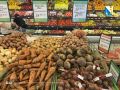 На полках в севастопольских магазинах есть всё необходимое