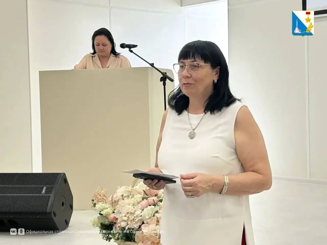 В Севастополе обсудили развитие среднего профессионального образования в новом учебном году В Севастополе обсудили развитие среднего профессионального образования в новом учебном году