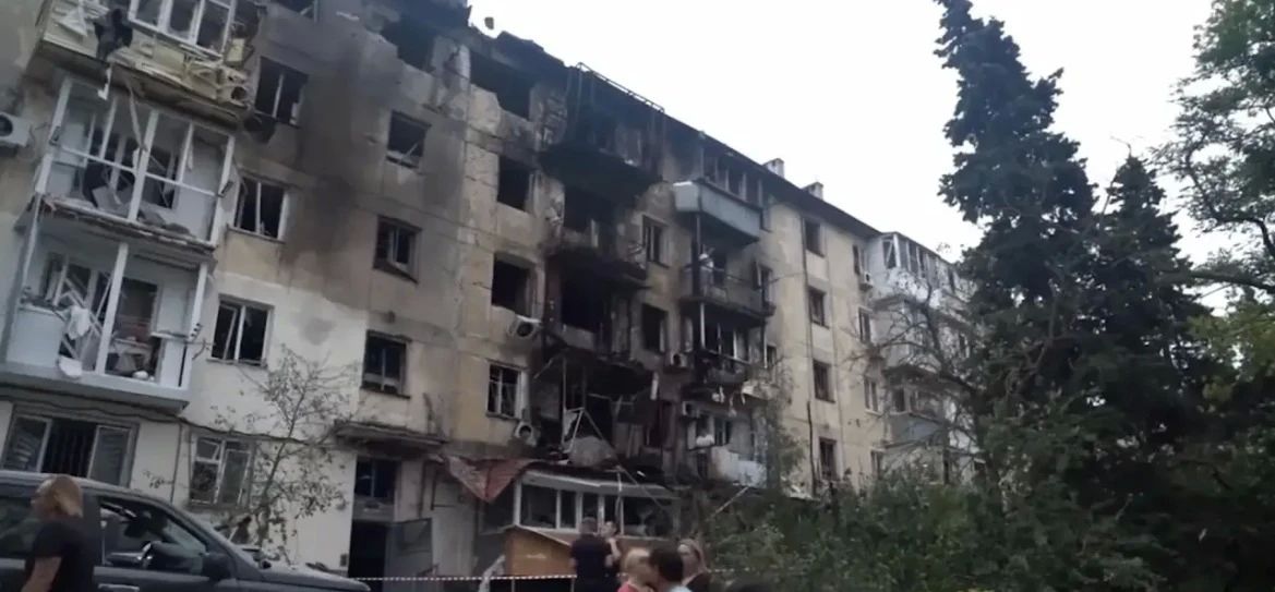 Удар ВСУ по пятиэтажке в Севастополе — что известно к этому часу: Удар ВСУ по пятиэтажке в Севастополе — что известно к этому часу: