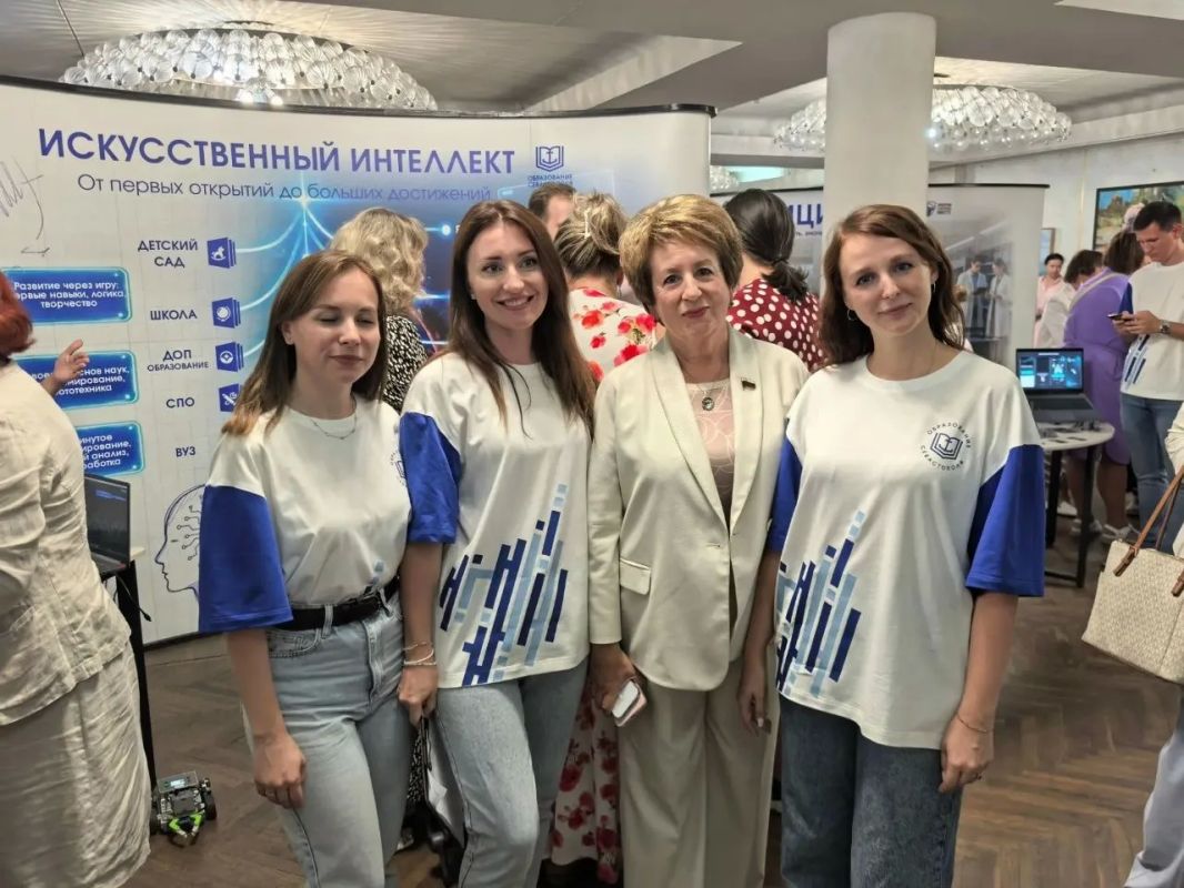 Екатерина Алтабаева: Приняла участие в традиционном августовском совещании работников образования и науки Севастополя Екатерина Алтабаева: Приняла участие в традиционном августовском совещании работников образования и науки Севастополя