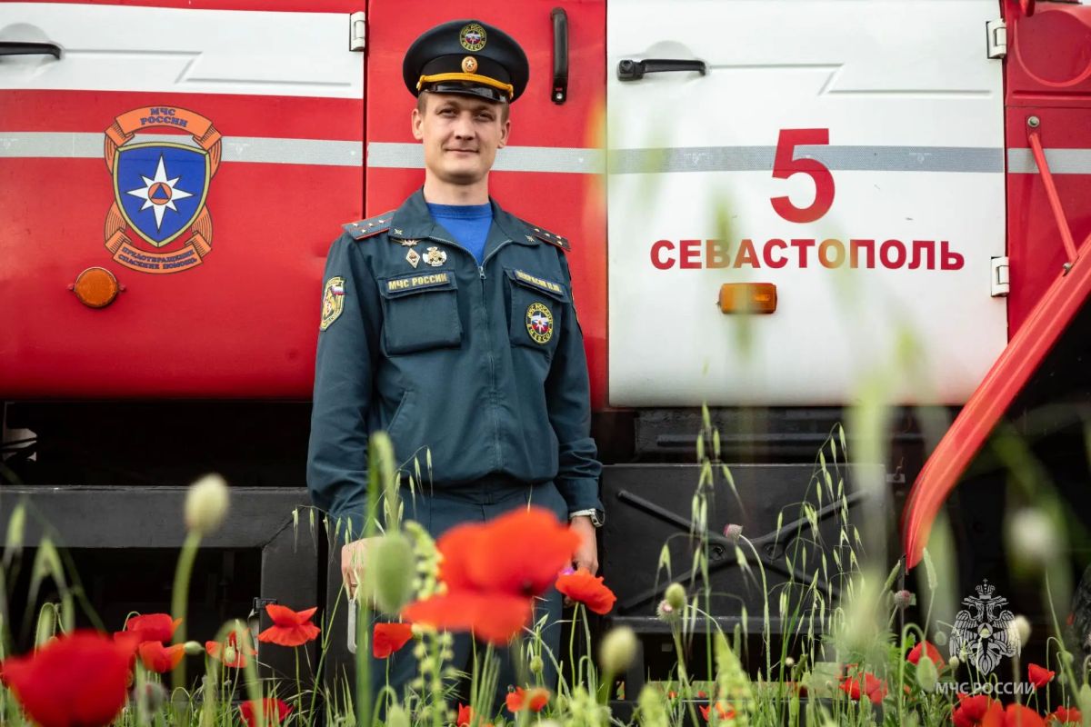 Отважные и фотогеничные огнеборцы служат в 5 пожарно-спасательной части МЧС России по Севастополю! Отважные и фотогеничные огнеборцы служат в 5 пожарно-спасательной части МЧС России по Севастополю!