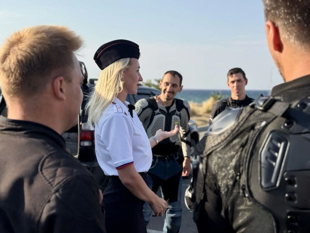 Госавтоинспекция Севастополя и байкеры объединили усилия для безопасности на дорогах Госавтоинспекция Севастополя и байкеры объединили усилия для безопасности на дорогах
