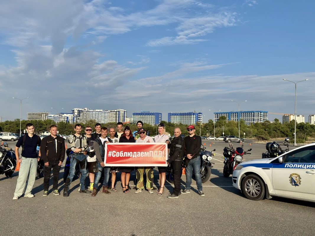 Госавтоинспекция Севастополя и байкеры объединили усилия для безопасности на дорогах