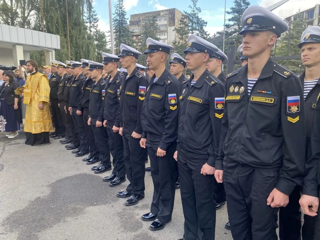 Церемония освещения мурала Святого Праведного воина Феодора Ушакова состоялась в Калининграде