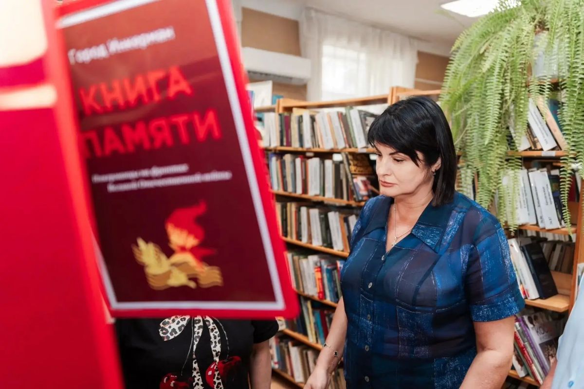 Татьяна Лобач: По поручению губернатора Севастополя Михаила Владимировича Развожаева в рамках общегородской инициативы «Защитим Севастополь вместе» продолжаем знакомиться с работой волонтёрских объединений и тех, кто... Татьяна Лобач: По поручению губернатора Севастополя Михаила Владимировича Развожаева в рамках общегородской инициативы «Защитим Севастополь вместе» продолжаем знакомиться с работой волонтёрских объединений и тех, кто...