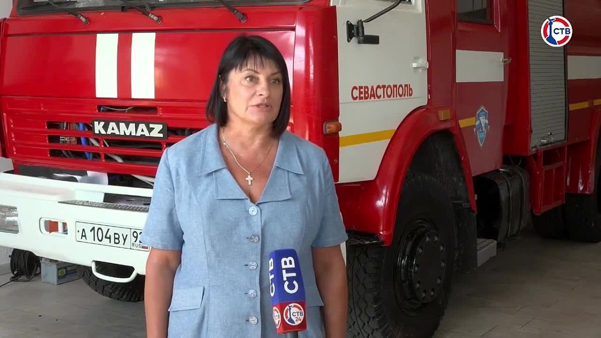 Татьяна Лобач: «Сильная сторона севастопольцев – в их желании прийти друг другу на помощь» По поручению губернатора Михаила Развожаева депутат Госдумы Татьяна Лобач проверила готовность пожарно-спасательной части в Терновке...