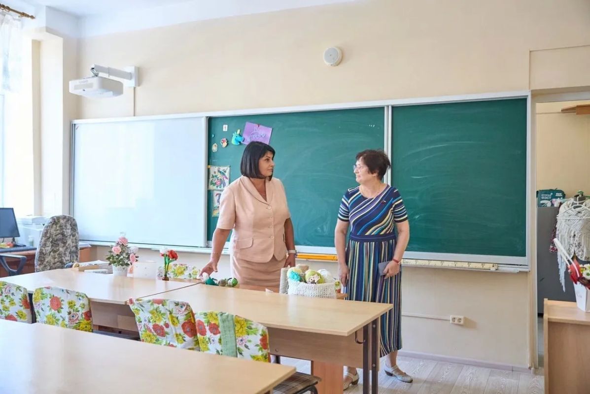 Татьяна Лобач: В рамках общегородской инициативы «Защитим Севастополь вместе» продолжаем проверять безопасность образовательных учреждений Татьяна Лобач: В рамках общегородской инициативы «Защитим Севастополь вместе» продолжаем проверять безопасность образовательных учреждений