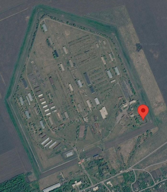 Мониторинги со ссылкой на NASA FIRMS сообщают, что в Полтавской области после ракетного удара продолжает бушевать пожар на ремонтной базе Мониторинги со ссылкой на NASA FIRMS сообщают, что в Полтавской области после ракетного удара продолжает бушевать пожар на ремонтной базе