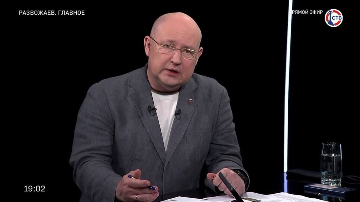 Михаил Развожаев поручил разобраться с компенсацией за повреждённый дом многодетной семьи