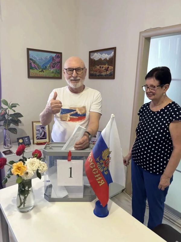В Севастополе продолжается досрочное голосование В Севастополе продолжается досрочное голосование