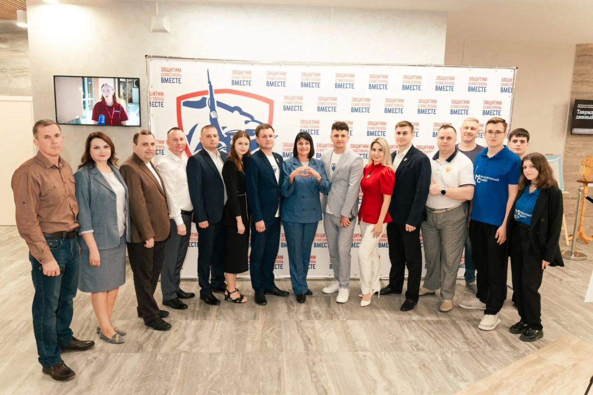 Татьяна Лобач: В Севастополе волонтёрство давно стало настоящей силой, которая объединяет людей разных поколений, профессий и интересов Татьяна Лобач: В Севастополе волонтёрство давно стало настоящей силой, которая объединяет людей разных поколений, профессий и интересов