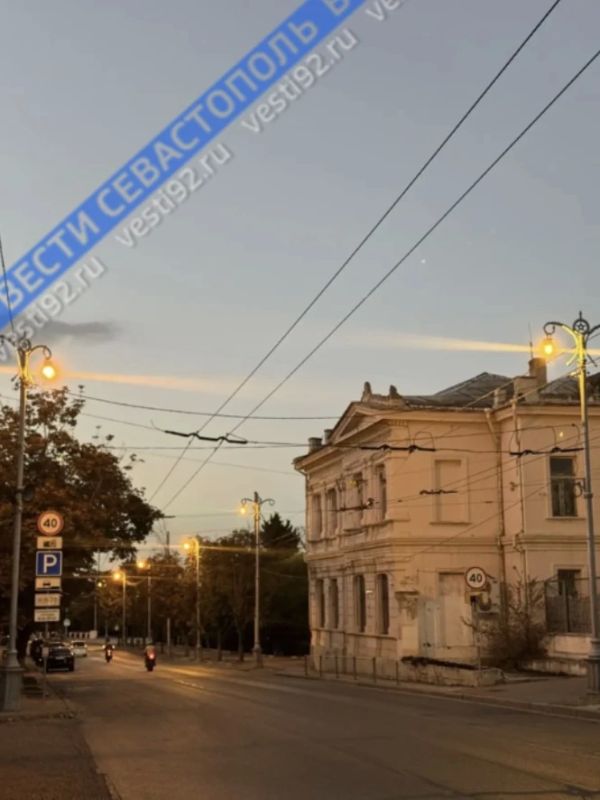 Фото с улиц Севастополя сейчас нам активно шлют подписчики Фото с улиц Севастополя сейчас нам активно шлют подписчики