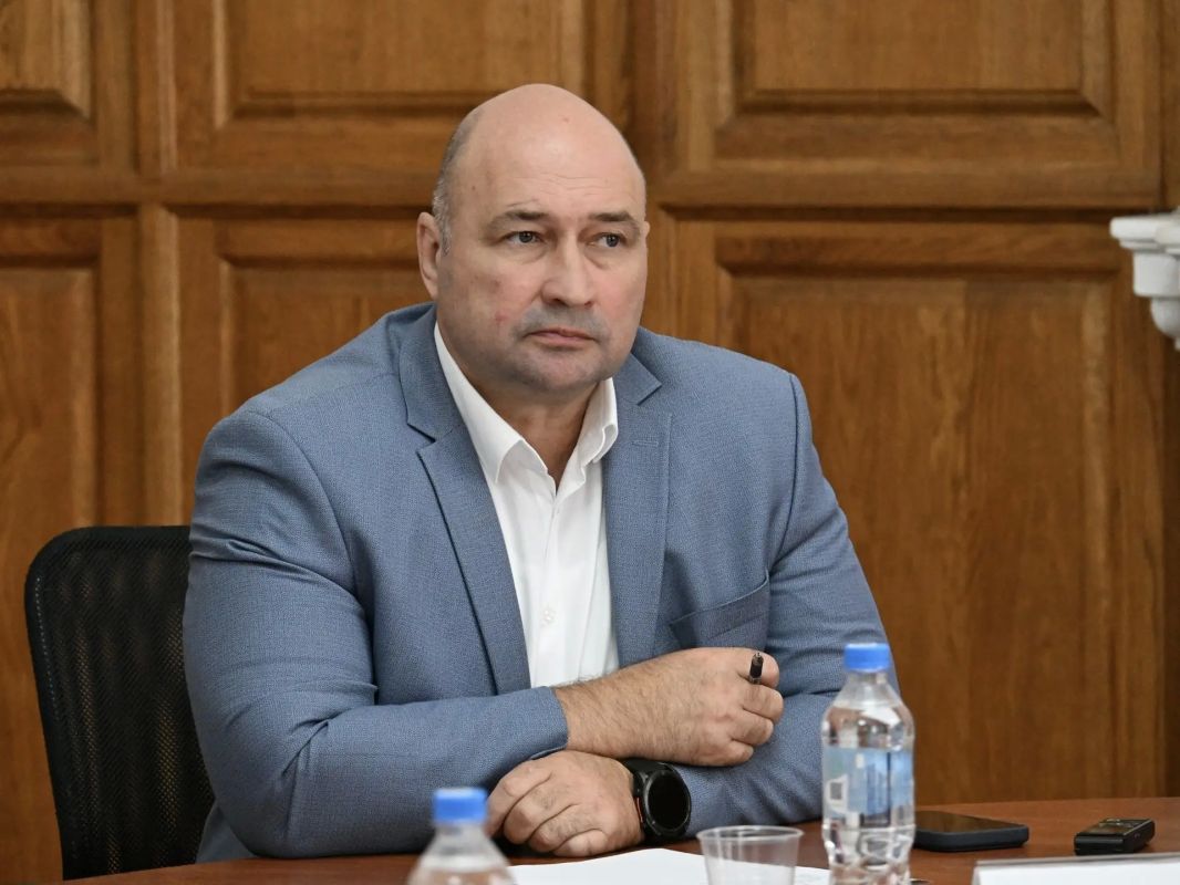 Владимир Немцев: Накануне в Законодательном Собрании Севастополя состоялось расширенное заседание Постоянного комитета по образованию, науке, культуре, спорту и молодёжной политике Владимир Немцев: Накануне в Законодательном Собрании Севастополя состоялось расширенное заседание Постоянного комитета по образованию, науке, культуре, спорту и молодёжной политике