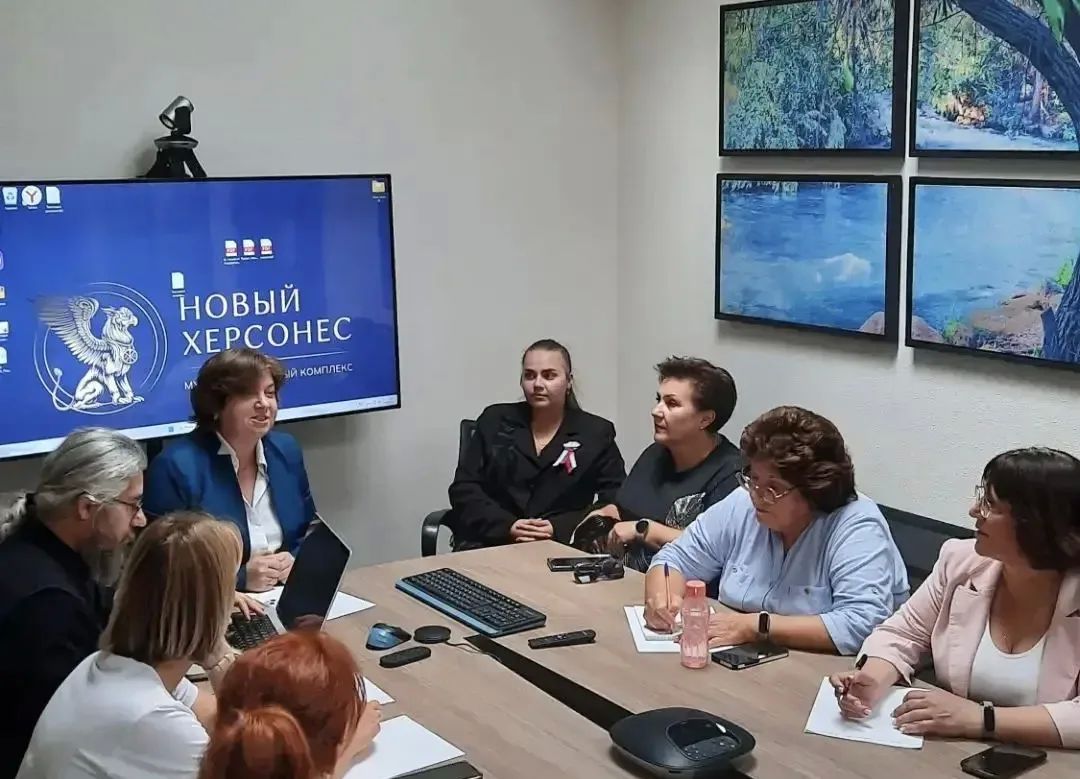 В Севастополе открылся клуб «Точка роста: педагоги Нового Херсонеса» В Севастополе открылся клуб «Точка роста: педагоги Нового Херсонеса»