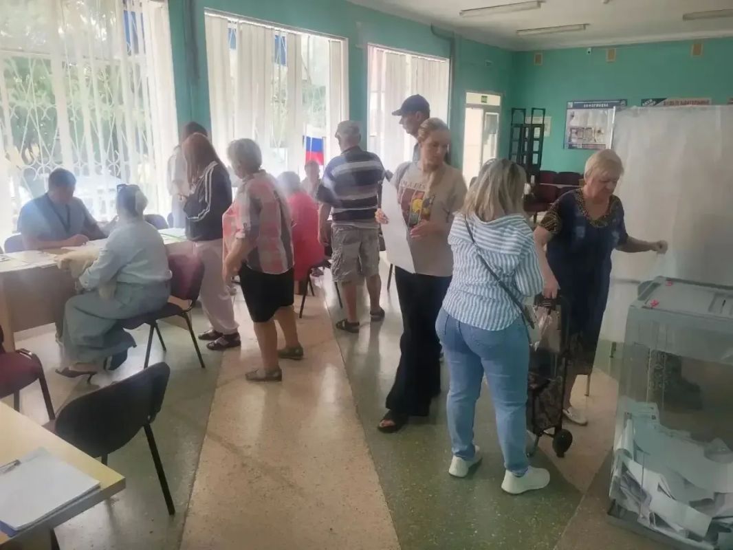 Центр общественного наблюдения зафиксировал высокую активность избирателей на участках Центр общественного наблюдения зафиксировал высокую активность избирателей на участках