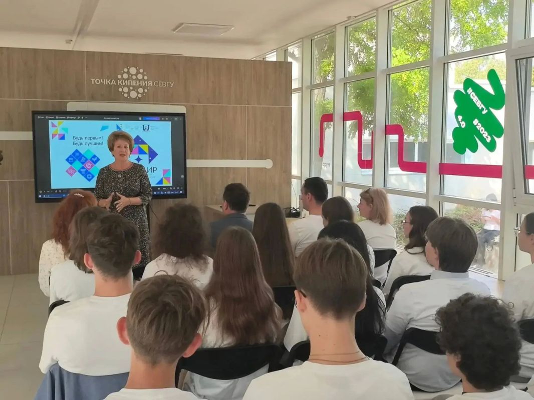 Екатерина Алтабаева: Приняла участие в торжественном открытии образовательной смены Центра выявления и поддержки одарённых детей города Севастополя «Альтаир» Екатерина Алтабаева: Приняла участие в торжественном открытии образовательной смены Центра выявления и поддержки одарённых детей города Севастополя «Альтаир»