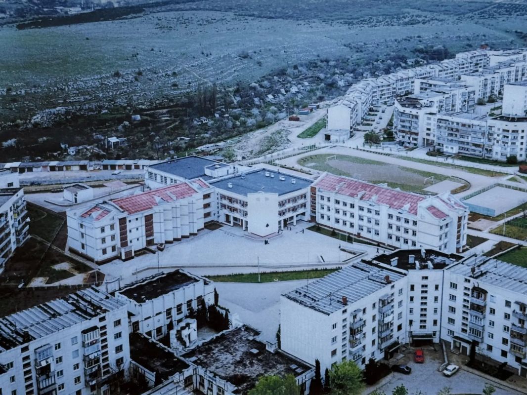 В севастопольской школе №48 вспоминали Юрия Михайловича Лужкова В севастопольской школе №48 вспоминали Юрия Михайловича Лужкова