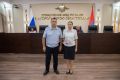 Начальник УМВД России по г.Севастополю генерал-майор полиции Сергей Сигунов вручил служебные удостоверения выпускникам вузов МВД России