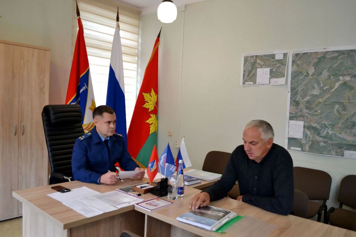 Сегодня, 24 сентября 2026 года, заместитель прокурора города Севастополя Анатолий Абраменко провел выездной личный прием жителей Терновского муниципального округа Сегодня, 24 сентября 2026 года, заместитель прокурора города Севастополя Анатолий Абраменко провел выездной личный прием жителей Терновского муниципального округа